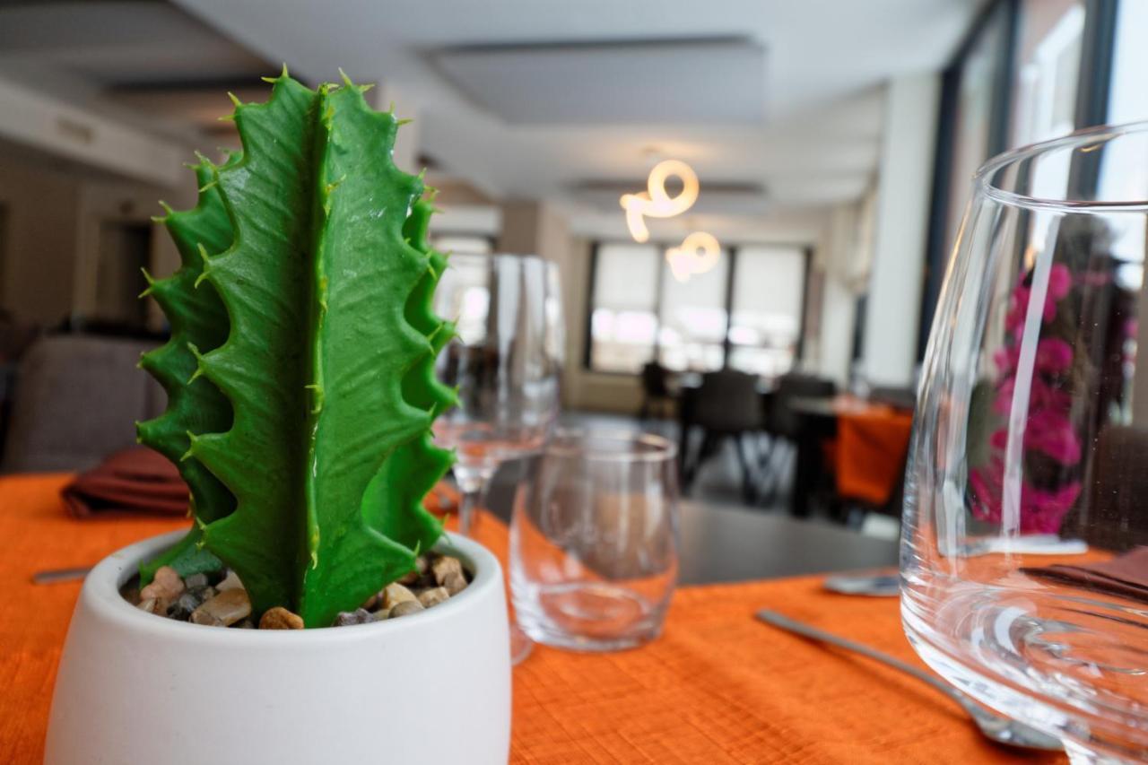 Hotel Restaurant L Echo Du Lac جوراردُميه المظهر الخارجي الصورة